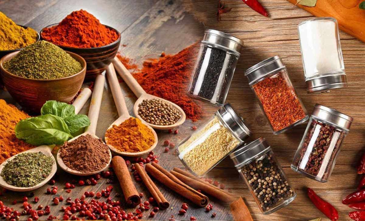 كيفية وشروط استيراد البهارات من تركيا 2025